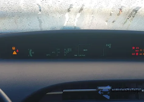 2011 Toyota Prius Two z USA, uszkodzony, nr VIN JTDKN3DU3B5280480